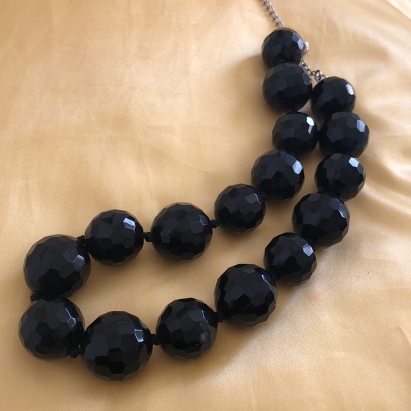 Ann Taylor Large beads necklace - Picture 1 of 4